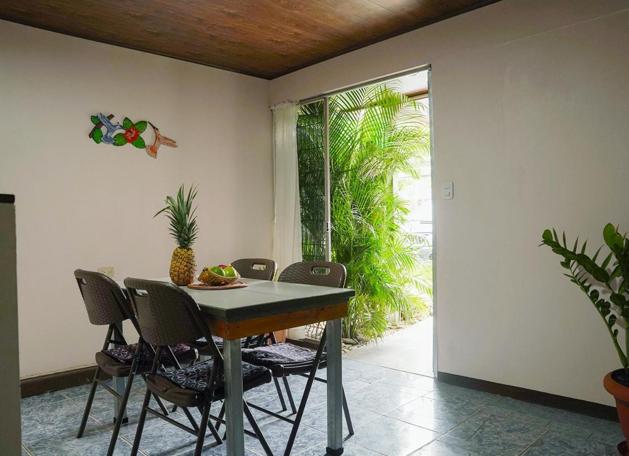 Apartamentos Y Studios Brisas Del Mar Santa Teresa Playa Santa Teresa  ภายนอก รูปภาพ
